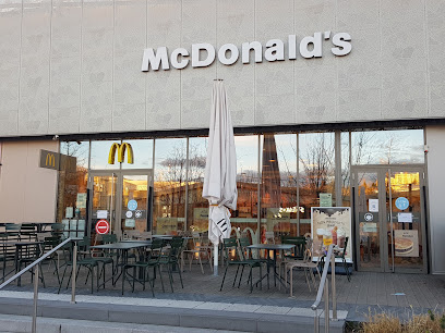 Pizza de McDonald's à Saint-Jean-Bonnefonds