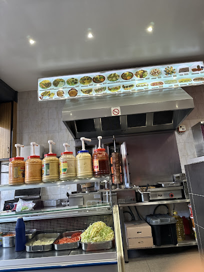 Pizza de Snack Emirdag Kursun Ramazan à Saint-Chamond